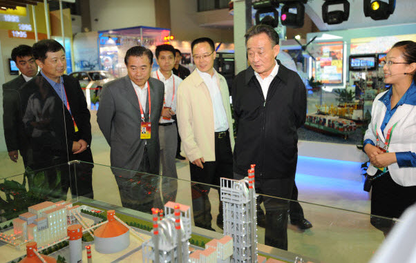 2009年吳邦國(guó)委員視察工作